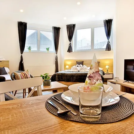 La * Liptovský Mikuláš